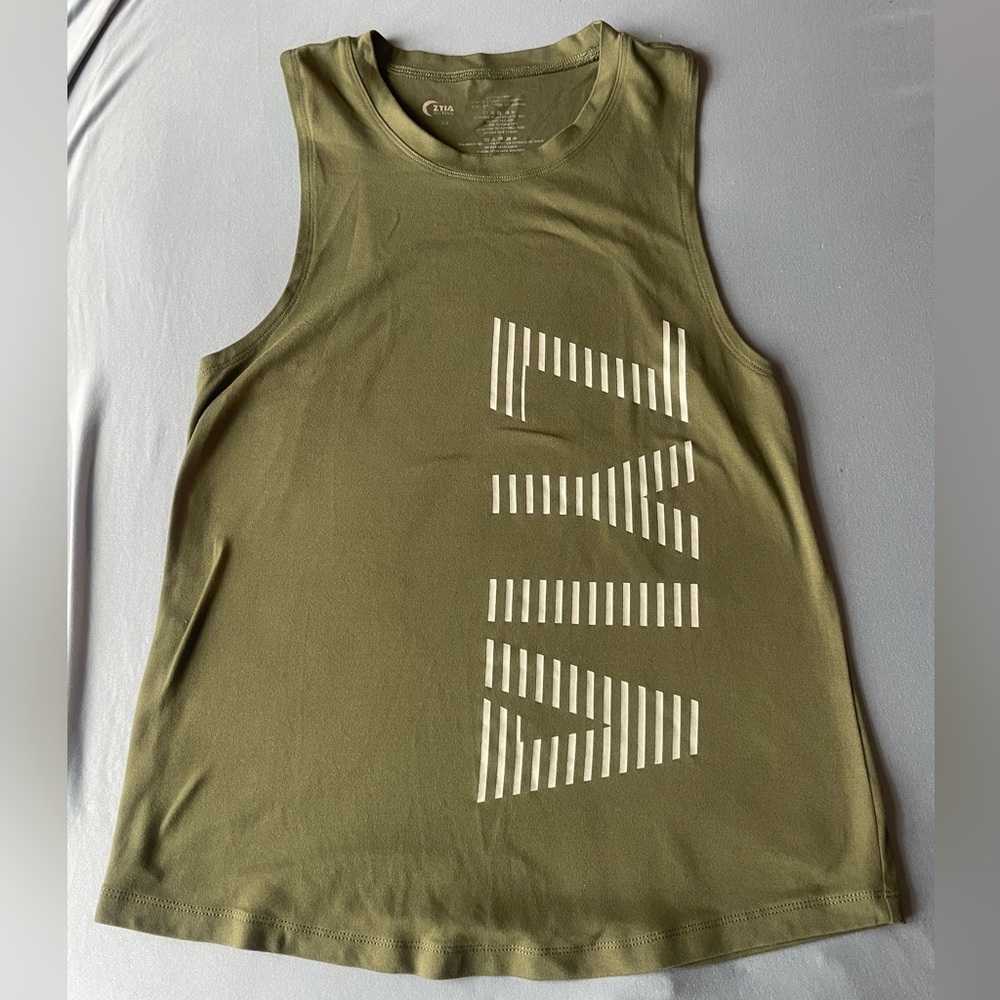 Zyia Active Tank Size XS